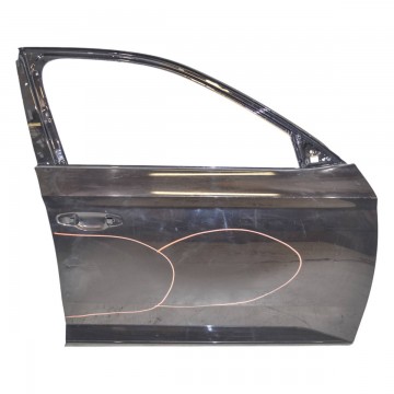 dveře přední pravé - holé ŠKODA Superb III 3V0 (lift)  3V0831312B - opravované, poškozené