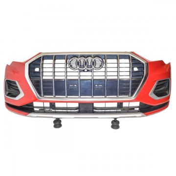 nárazník přední - PDC AUDI Q3 83A  83A807107A  83A807108A - poškozený