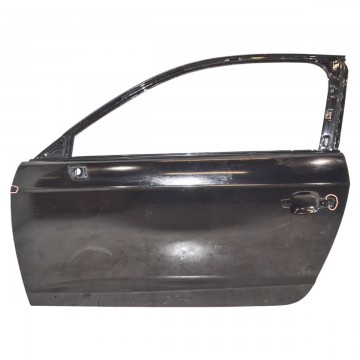 dveře přední levé - holé AUDI A3 8V0 (lift) 3DV  8V3831051A/B/C - lehce poškozený lak