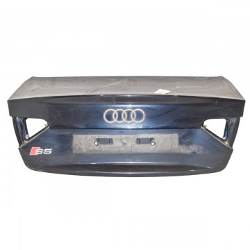 víko kufru - holé AUDI A5 8T0 (lift) Coupé  8T0827023C 8T0827023K/AJ - lehce poškrábané