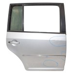 dveře zadní pravé VW Touran 1T0 2011-15  1T0833056S - poškrábaný lak, poškozené (Holé)