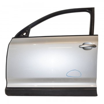 dveře přední levé VW Touareg 7LA 7L6  7L0831055L - lehce poškozené (Holé)