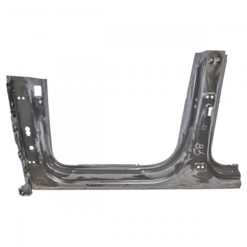 sloupek A+B levý + část prahu AUDI Q8 4M8  4M8809839