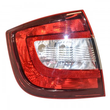 lampa zadní levá ŠKODA Rapid 5JA sedan  5JH945095A  5JH945111A - poškrábaná