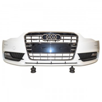 nárazník přední - PDC, ostřik AUDI A5 8T0 lift  8T0807437AD  8T0807065A - lehce poškrábaný