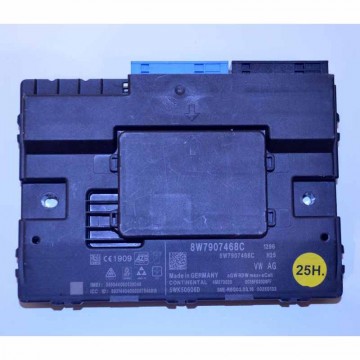 řídící jednotka gateway AUDI A4 8W0  8W7907468C