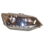 světlomet přední pravý - halogenový s čočkou LED ŠKODA Fabia III 6V0  6V1941016B - poškr.