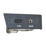 přípojka pro externí audio zdroje - konektor AUX-IN + USB ŠKODA Rapid 5JA (lift) 5JB035727
