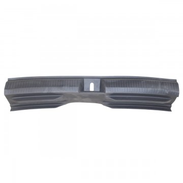kryt zámku kufru VW Golf VIII 5H0 combi  5H9863459  4PK - poškozený