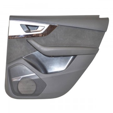 tapecírunk dveří pravý zadní AUDI Q7 4M0  4M0867306F  24A