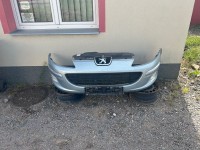 515. PŘEDNÍ NÁRAZNÍK PEUGEOT 407, OD-04, SV. MODRÁ - EYLC