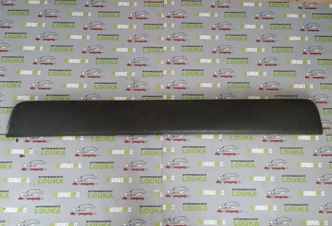 SPODNÍ LIŠTA ZADNÍCH 5TÝCH DVEŘÍ CITROEN BERLINGO ČERNÁ