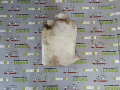NÁDOBKA OSTŘIKOVAČŮ BEZ MOTORKU PEUGEOT 406