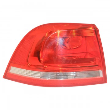 lampa zadní levá VW Touareg 7P0 (lift)  7P6945095F - poškozená