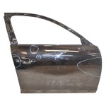 dveře přední pravé - holé AUDI A4 8W0  8W0831052  8W0831052D - poškozené