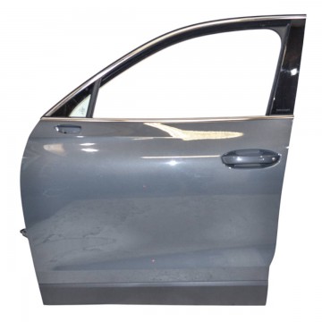 dveře přední levé VW Tiguan 571  571831055E (Holé)