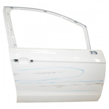 dveře přední pravé - holé VW Golf Sportsvan 510 (lift)  510831312L  510831056Q - poškozené