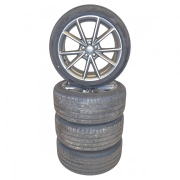 AUDI A7 4G8 lift sada kol s pneu 255/40 R19 9Jx19H2 ET32  4H0601025CE - lehce pošk. disk