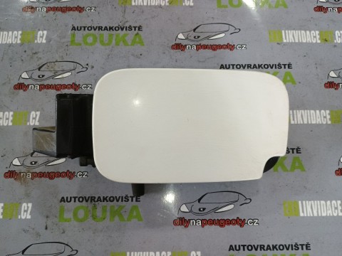 VÍČKO PALIVOVÉ NÁDRŽE PEUGEOT PARTNER lll BÍLÉ