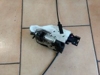 PEUGEOT 207 3DV. LEVÝ PŘEDNÍ ZÁMEK CENTRÁLU - CENTRÁLOVÝ ZÁMEK