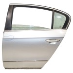 dveře zadní levé VW Passat B6 3C0 sedan  3C5833055H - lehce poškrábané (Holé)