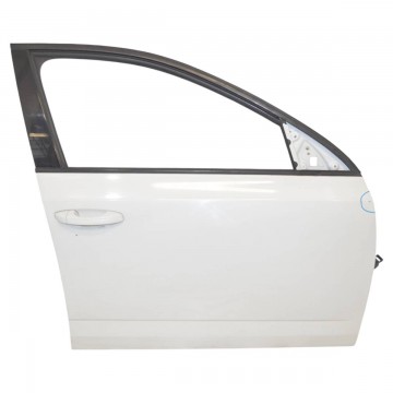 dveře přední pravé ŠKODA Octavia III 5E0 (lift)  5E0831312  5E0831052/A - lehce pošk. lak