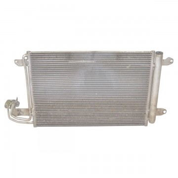 chladič klimatizace VAG  1K0820411AH - lehce poškozený