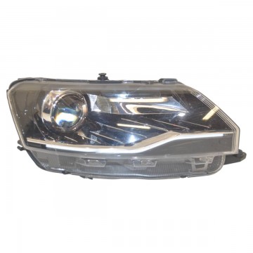 světlomet přední pravý - kompletní xenon LED ŠKODA Rapid 5JA lift 5JB941016C - lehce pošk.
