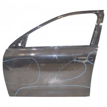 dveře přední levé - holé ŠKODA Octavia III 5E0 (lift)  5E0831311 5E0831051/A/B - poškozené