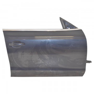 dveře přední pravé AUDI A5 8T0 lift Sportback  8T8831052C (Holé)
