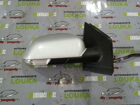 PRAVÉ ELEKTRICKÉ ZRCÁTKO, VOLKSWAGEN POLO OD-05, STŘÍBRNÉ