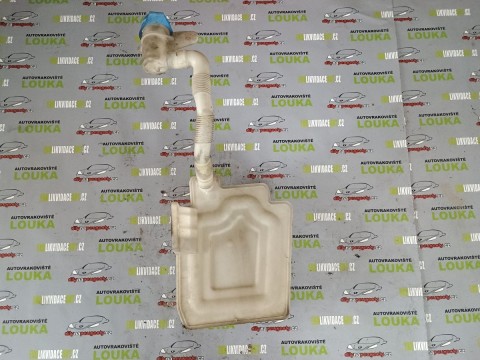 NÁDOBKA OSTŘIKOVAČŮ S MOTORKEM 1K0955453, ŠKODA OCTAVIA ll, OD-04
