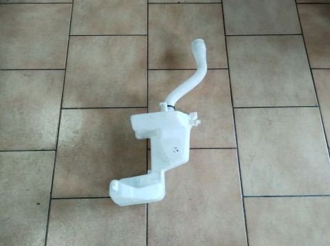 NÁDOBKA OSTŘIKOVAČŮ S MOTORKEM PEUGEOT 308 DO-13