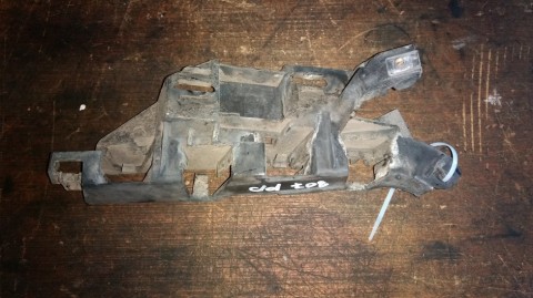 DRŽÁK PŘEDNÍHO NÁRAZNÍKU PRAVÝ PEUGEOT 307 N.M., OD-05