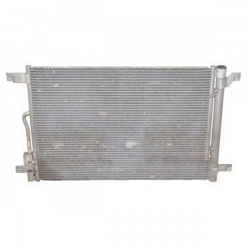 chladič klimatizace VW Golf VII 5G0  5QM816411  5QM816411A  5QM816411B - lehce poškozený