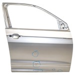 dveře přední pravé - holé VW T-Cross 2GM  2GM831312E  2GM831052N - poškozené