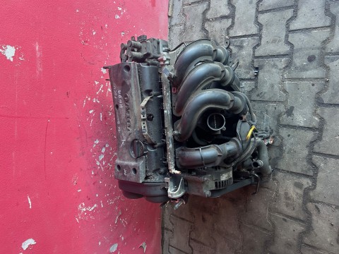 Motor 1,6 16V 74KW HWDA Ford Focus C-max komplet