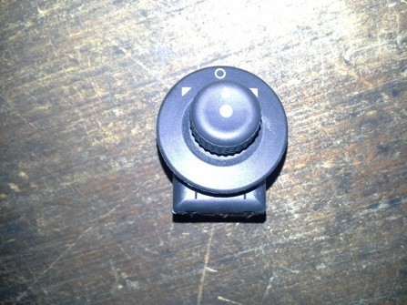 OVLÁDÁNÍ ELEKTRICKÝCH ZRCÁTEK CITROEN BERLINGO lll 185526