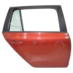 dveře zadní <strong>pravé</strong> ŠKODA <strong>Octavia</strong> III 5E0 (lift) combi  5E9833052/A/B - poškrábaný lak