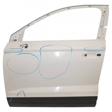 dveře přední levé - holé SEAT Ateca 575  575831311 - poškozené