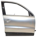 dveře přední pravé VW Tiguan 5N0  5N0831312  5N0831056B - poškozené