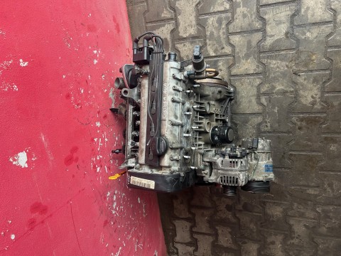 Motor Seat Cordoba 1,4 16V 55KW AUA prodám komplet