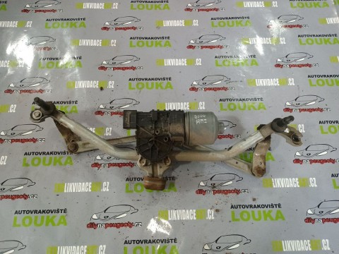 PŘEDNÍ MOTOREK STĚRAČŮ 0390241540, 3397021391, PEUGEOT 2008 OD-13