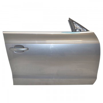 dveře přední pravé AUDI A5 8T0 lift Sportback  8T8831052C (Holé)