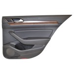 tapecírunk dveří zadní pravý VW Passat B8 3G0 sedan - lehce poškozený
