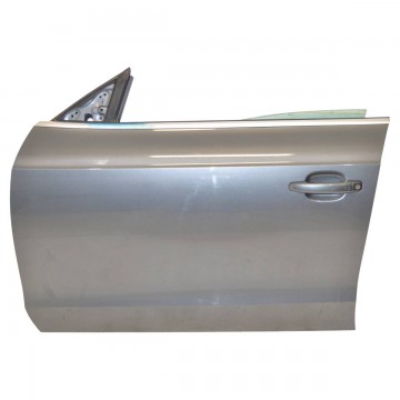 dveře přední levé AUDI A5 8T0 lift Sportback  8T8831051C (Holé)