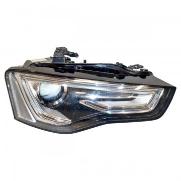 světlomet přední pravý - kompletní xenon LED AUDI A5 8T0 lift  8T0941006C - poškrábaný
